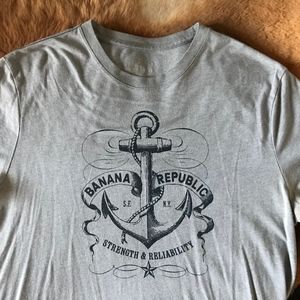 Mens Banana Republic T-shirt